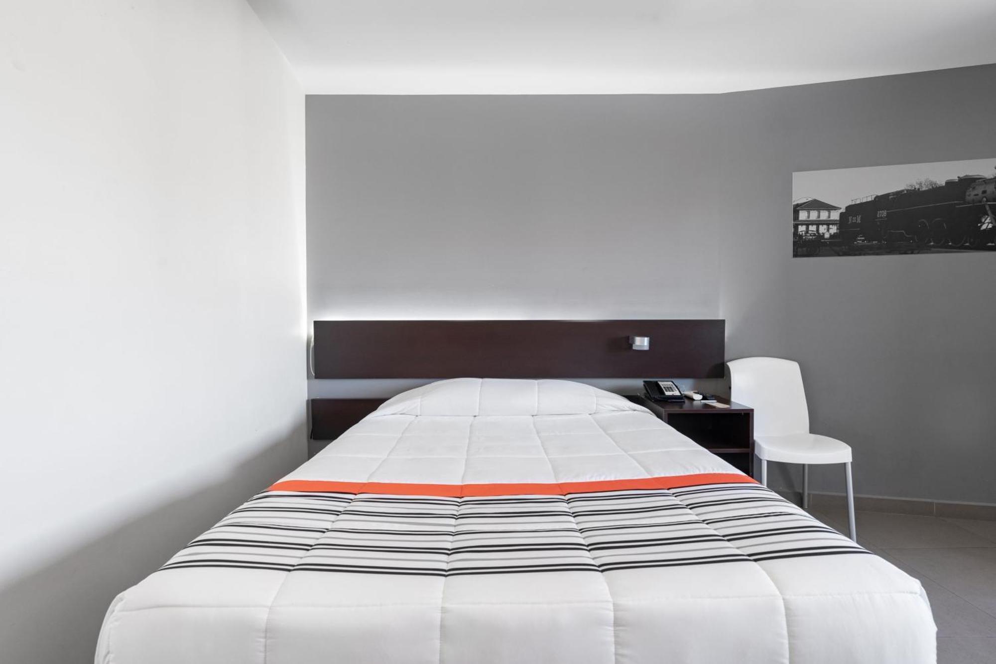 City Express Junior By Marriott Aguascalientes Centro Eksteriør bilde