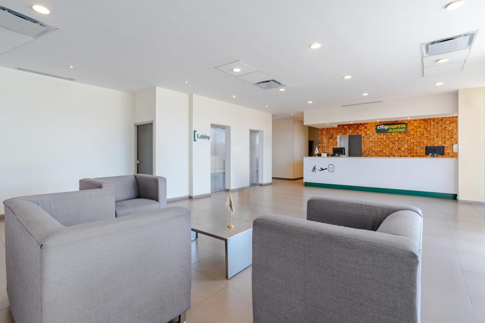 City Express Junior By Marriott Aguascalientes Centro Eksteriør bilde