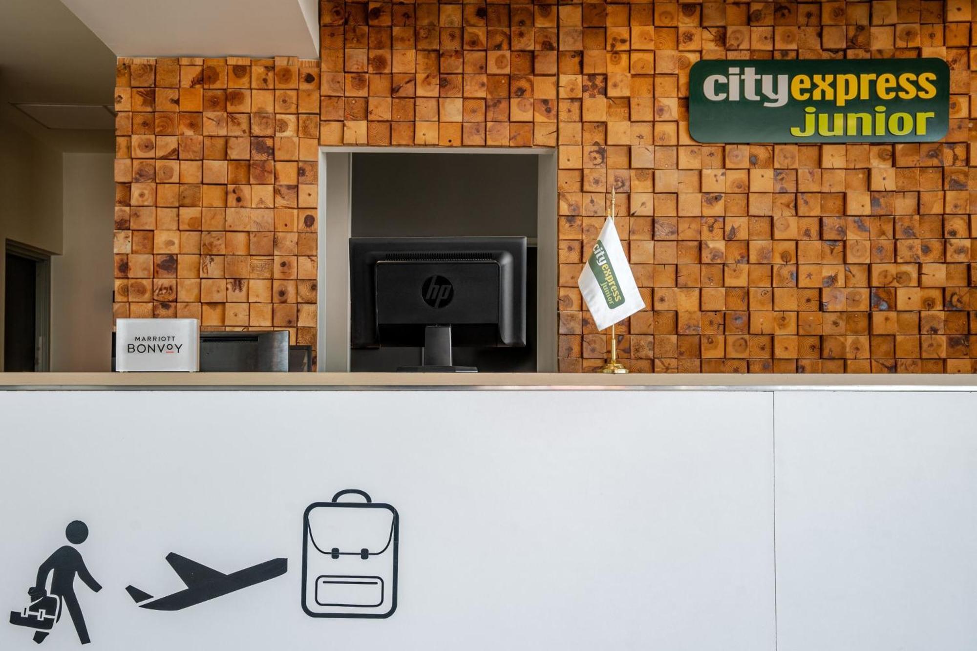 City Express Junior By Marriott Aguascalientes Centro Eksteriør bilde