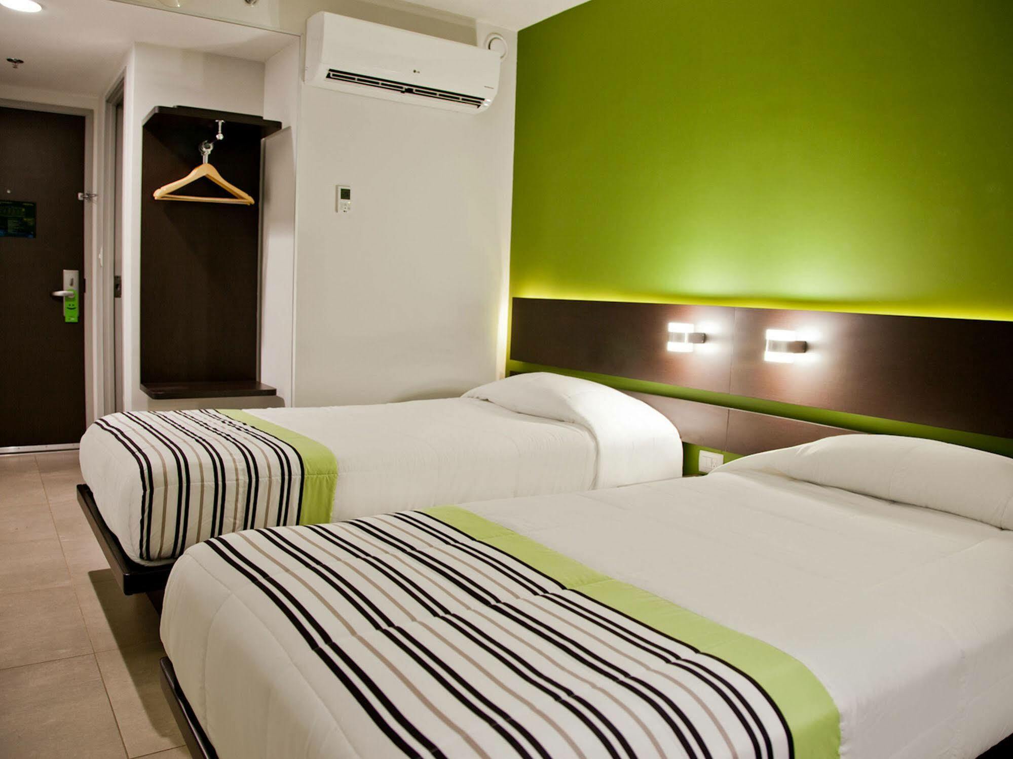 City Express Junior By Marriott Aguascalientes Centro Eksteriør bilde